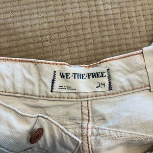 Free people barrel jeans. Stone/ivory color. Size 24. Worn once
